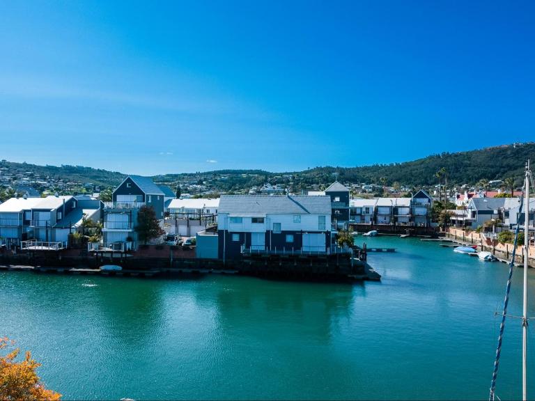 Knysna Quays Waterfront Accomodation - Bed and Breakfast Knysna