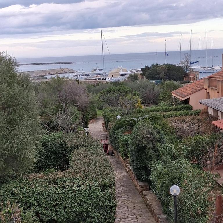 Ottiolu House villa 50m from beach - B&B Porto Ottiolu