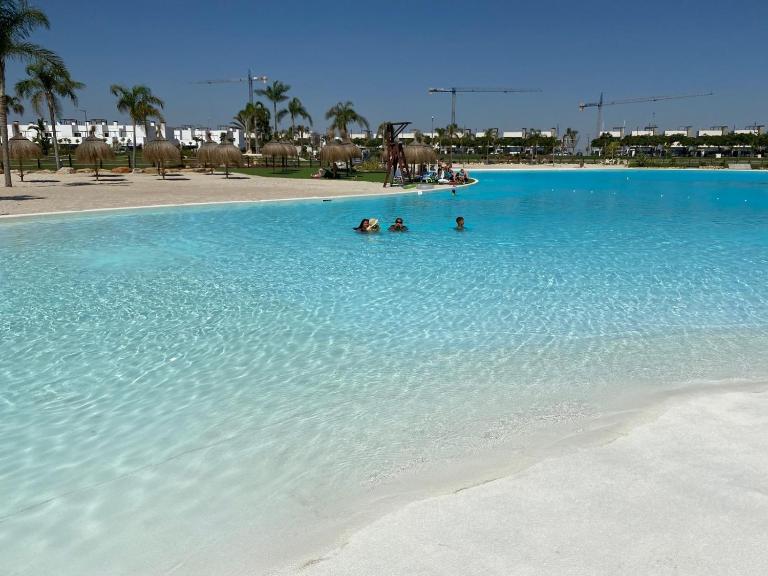 New Penthouse les Orangers Santa Rosalia lake and resort - B&B Torre-Pacheco