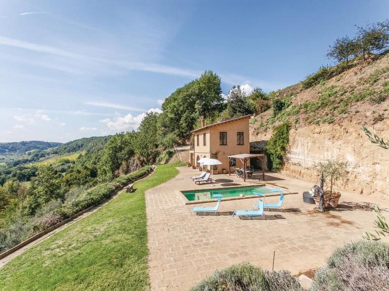 Perfect stunning views everywhere from house pool terrace garden - B&B Castiglione in Teverina