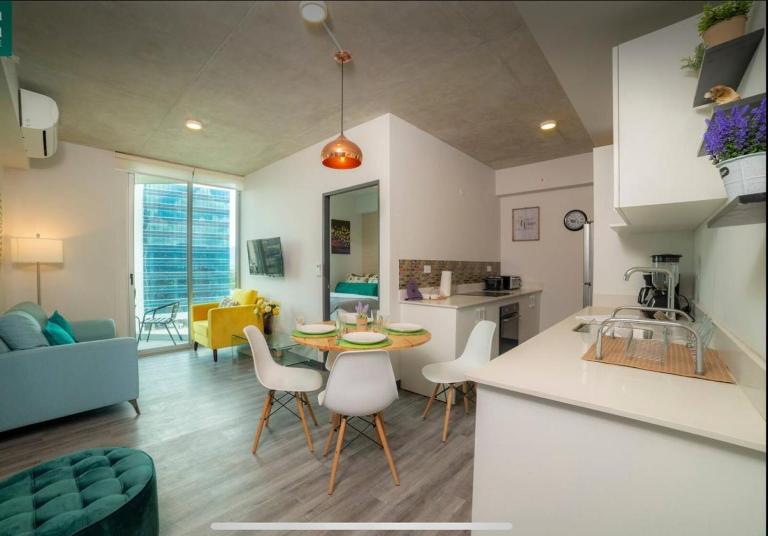 Secrt Sabana 2BR · Spacious & Bright · Parking, Pool & Gym · Apt 1101 - Ferienwohnung San José