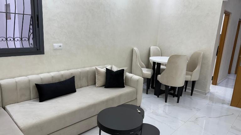 Luxury Renovated Apartment - B&B Agadir