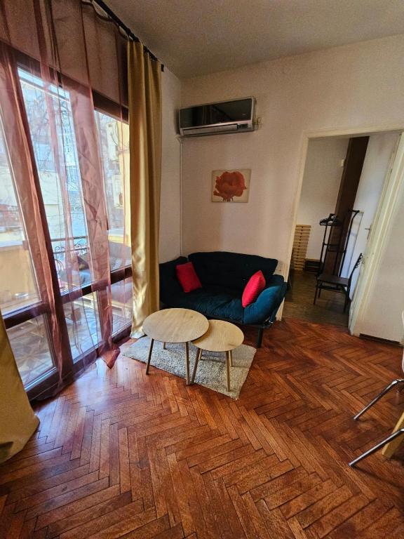 Hot Spot 2bdrm apartment 1 - B&B Sofia