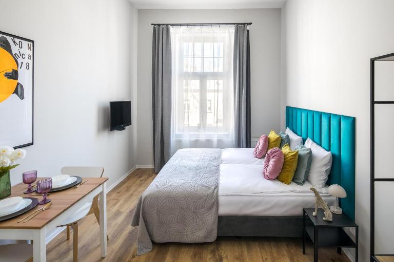 Horizon Park Aparthotel - Bed and Breakfast Krakau