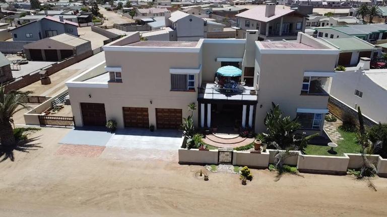 Scherers Ecke - Bed and Breakfast Henties Bay