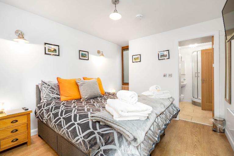 Chunal Apartment Central Glossop - B&B Glossop