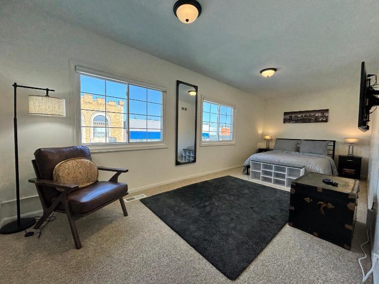 City Experience in the Heart of Downtown Berkley - B&B Berkley
