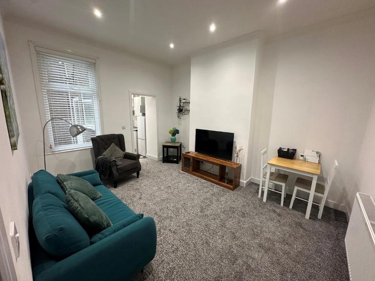 Cosy 2-bed flat, great location - B&B South Shields