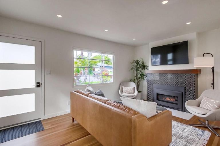 Newly Renovated Pacific Beach Home with Private Yard and AC - B&B San Diego