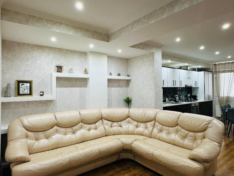 Bucuriei 10 - B&B Chișinău
