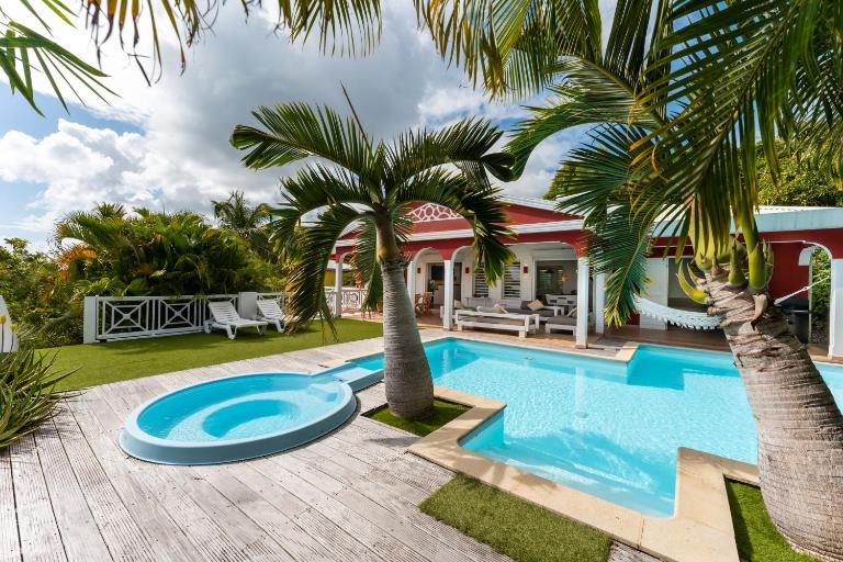 Villa Chill & Ride Le Helleux Magnifique Piscine - Bed and Breakfast Sainte-Anne