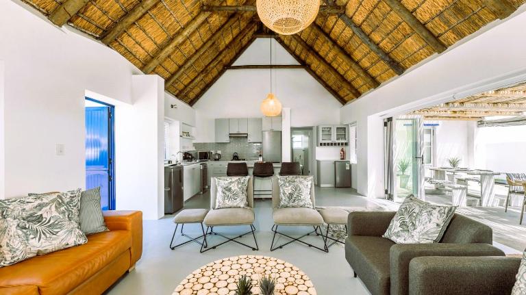 Salt and Serenity Seaside Cottage - Langezandt - B&B Struisbaai