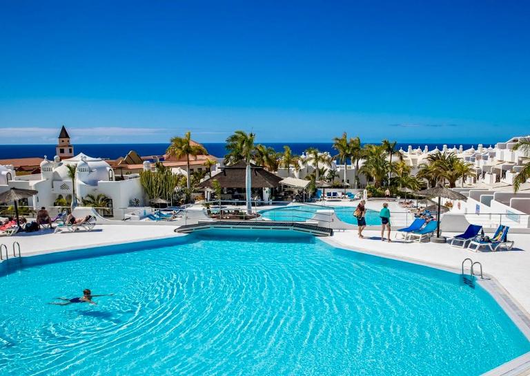 Espacios Blanco Adeje Paradise - B&B Adeje
