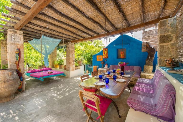 TheDreamHouse ChlorineFree Heated pool Artvillage - Bed and Breakfast Koskinoù