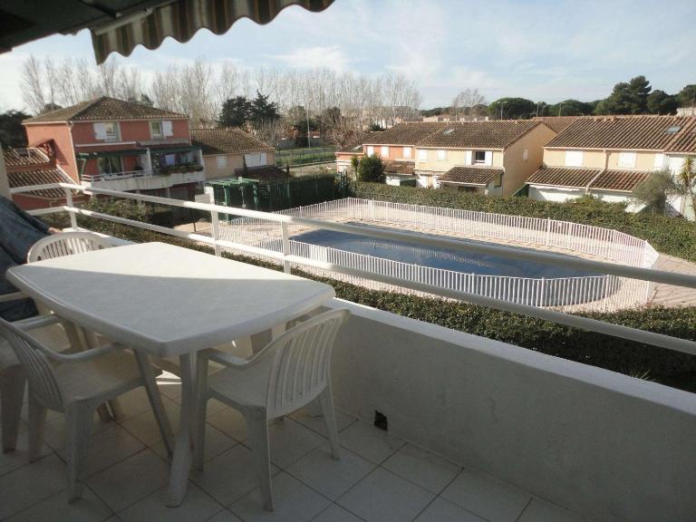 Appt climatisé, 4 pers, piscine et parking - Le Grau-du-Roi - FR-1-250-300 - B&B Le Grau-du-Roi