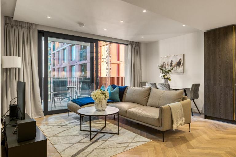 Hyde Park Beauty 2BR 2BA Balcony - Bed and Breakfast Londen