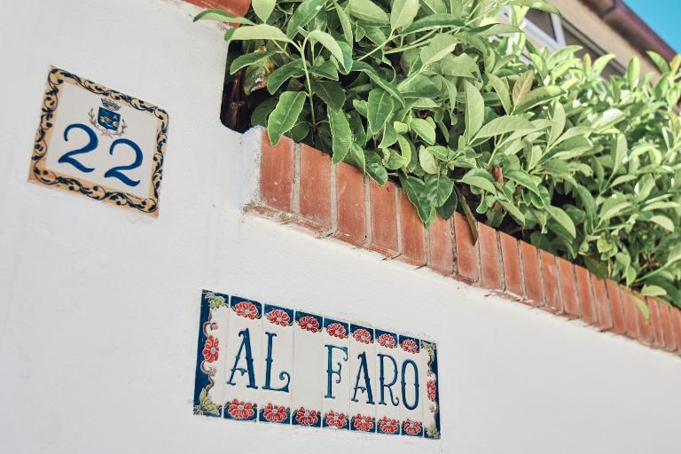 Relais Al Faro Bed&Breakfast - Bed and Breakfast Centomani