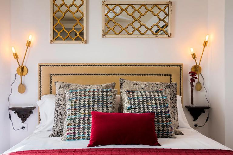 Genteel Home Pajaritos II - B&B Sevilla