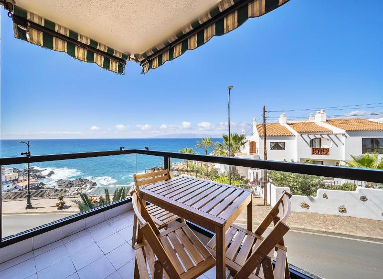 Sunset Bay Apartment - Ferienwohnung Puerto de Santiago