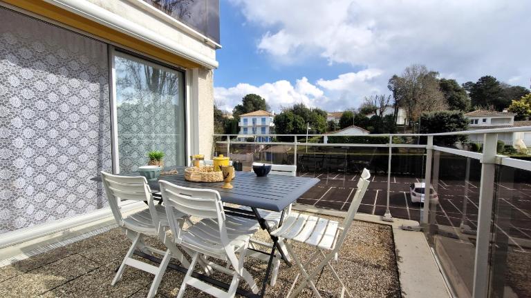 Vaux sur Mer - APPARTEMENT résidence LES TROIS MOUSQUETAIRES - Plage de Nauzan - B&B Vaux-sur-Mer