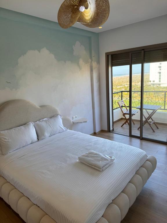 Évasion zen près de Casablanca - Vue imprenable sur le parc et la plage de l'Éco City Zenata - B&B Aïn Harrouda