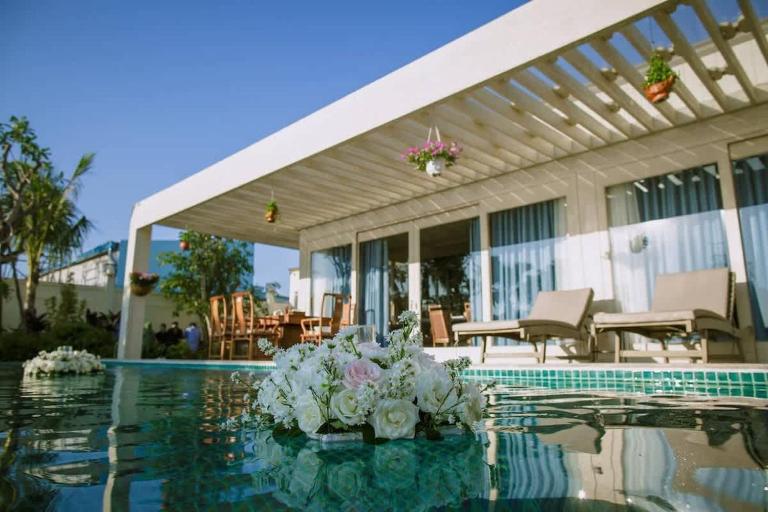 4br Villa River Deck, Pool, Bbq & Garden - B&B Thuận An