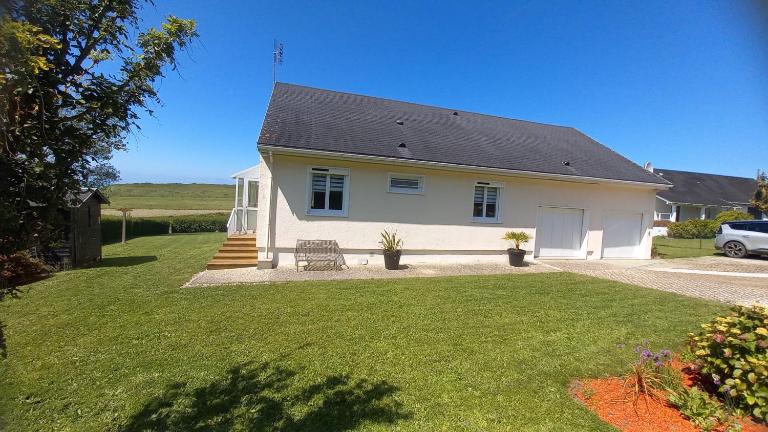 Chez MONIQUE - Chambres d'hôtes Sainte-Marguerite-sur-Fauville