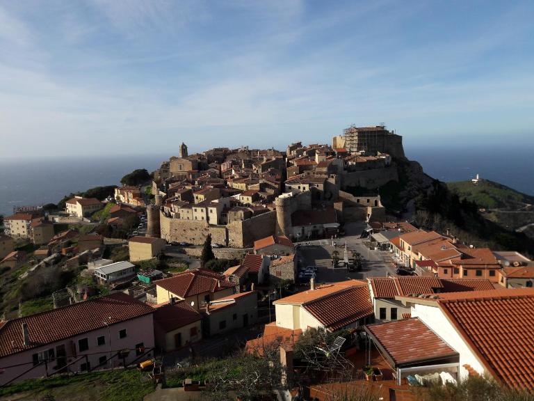 Appartamento GIGLIO CASTELLO 2 - B&B Giglio Castello