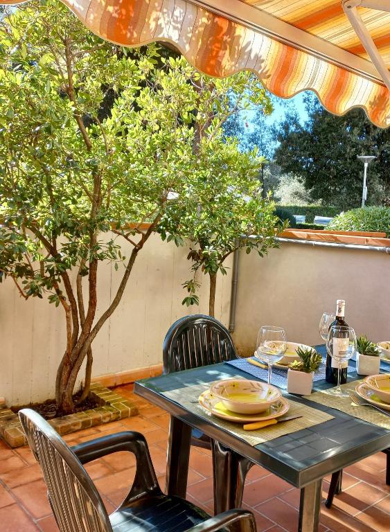 Two-room apartment near the beach with outdoor space 12-69 - B&B San Vincenzo