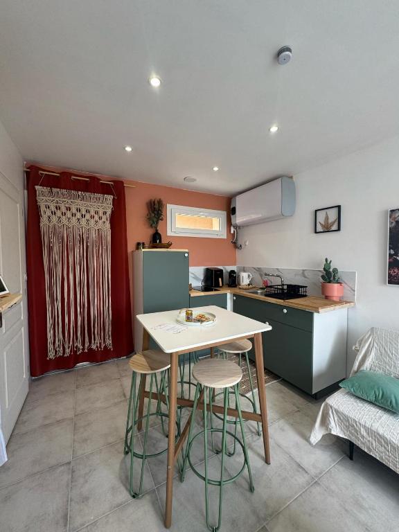 Chez Elena - Bed and Breakfast La Brillanne