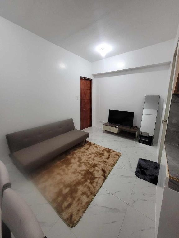 Transient House YSJ - B&B Manila
