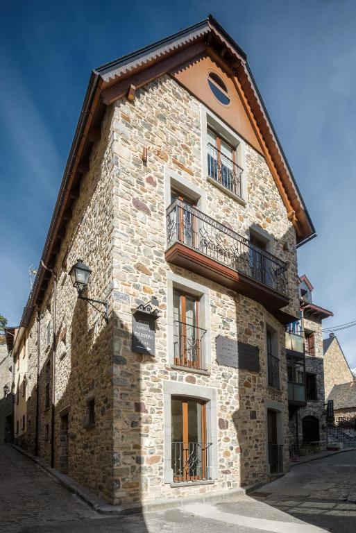 Casa Natal del Gigante de Sallent - B&B Sallent de Gallego