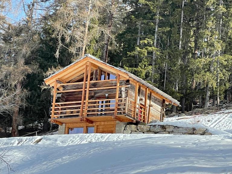 Contemporary Chalet in Mont-Noble with Mountain View. - B&B Mase