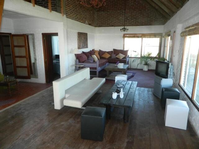 Astonishing house by the beach CASA AZUL - B&B Playa Verde