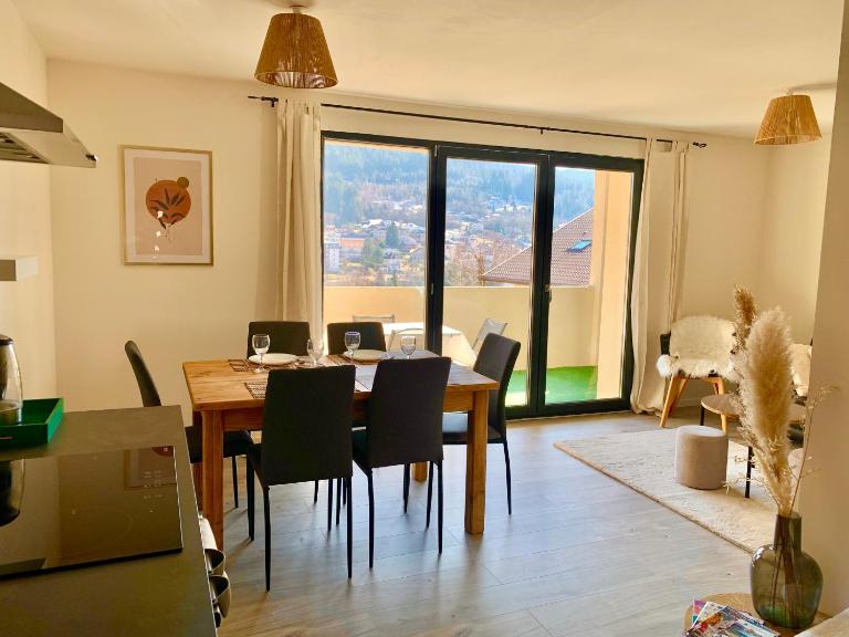 Appartement lumineux 60 m2 avec grand balcon plein sud a Gérardmer - B&B Gérardmer