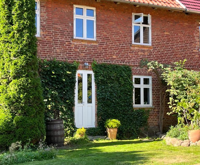 Gemütliche, kleine Ferienwohnung im Küstenland - Bed and Breakfast Lentschow