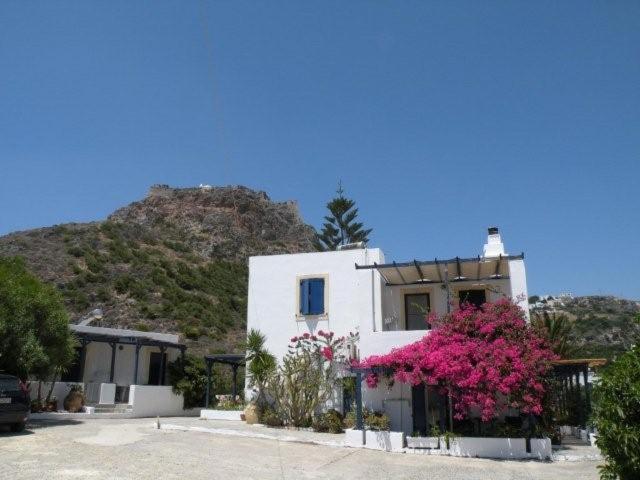 Kouvaras Apartments - B&B Cythera