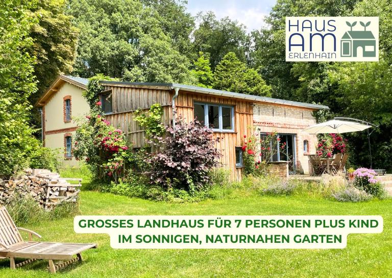 Haus am Erlenhain mit Sauna und großem, naturnahen Garten - B&B Grambow