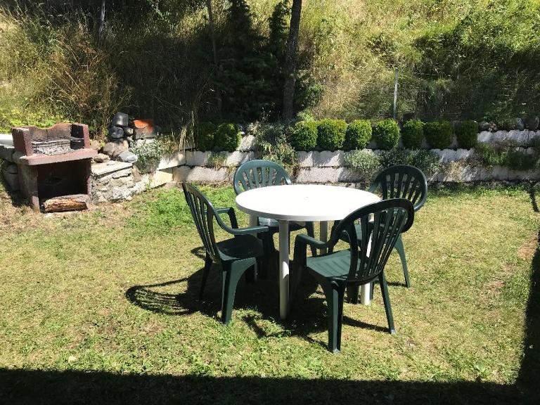 Studio et jardin - Bed and Breakfast Enchastrayes