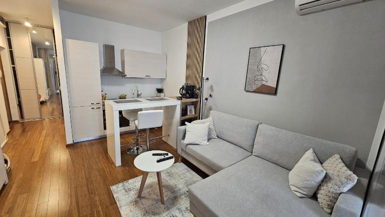 Luxury Apartment Lullu Residence - Bed and Breakfast Split