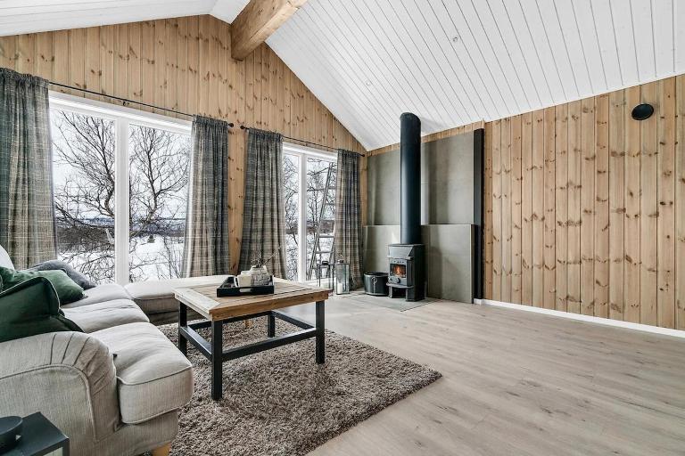 Modernized standalone cabin Sørreisa - Bardufoss - B&B Bardufoss