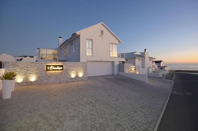 Maki-Saki Boutique Self-Catering Accommodation - Chambres d'hôtes Yzerfontein