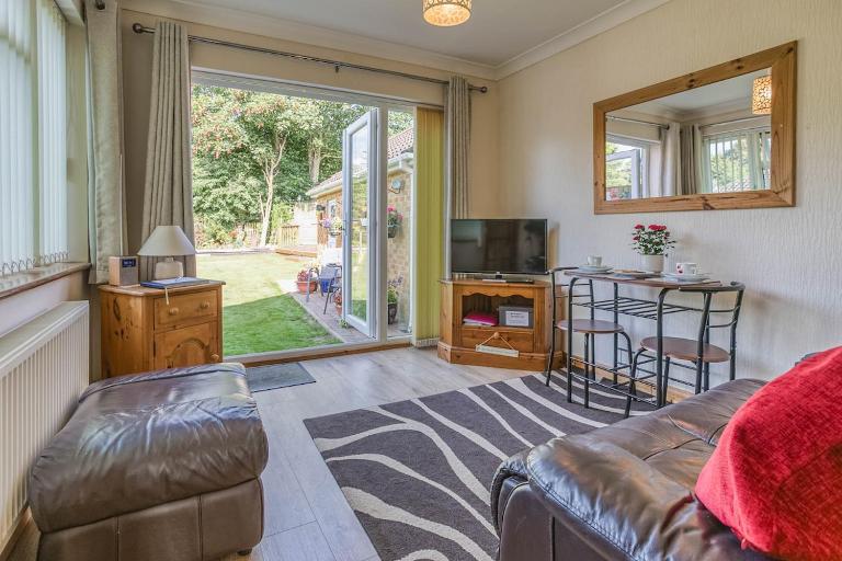The Nest - Perfect coastal bolthole in Mundesley, Crabpot Cottages, Sheringham - B&B Mundesley
