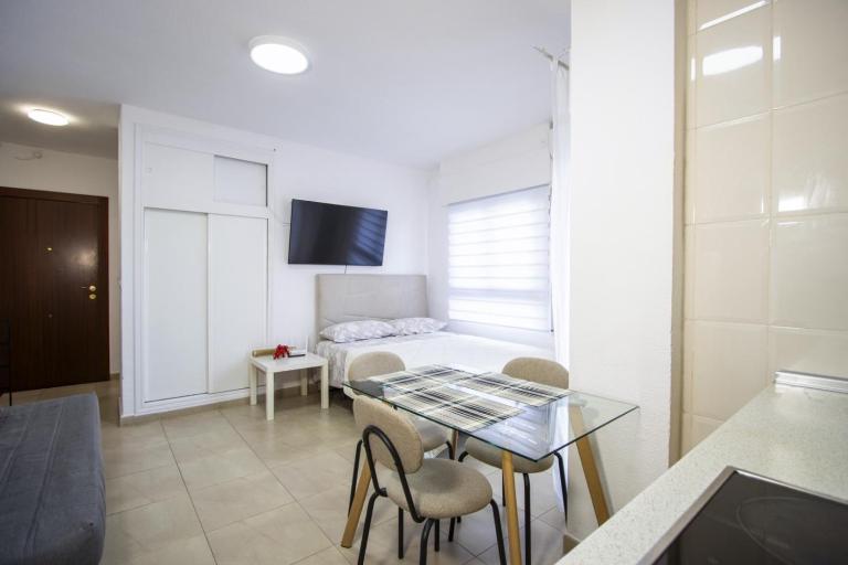 Joven Pura ID124 - Chambres d'hôtes Torrevieja