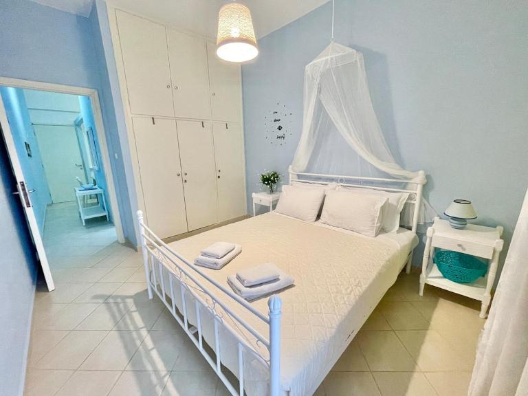 BLE, Oneiropagida, Aegina - B&B Vathý
