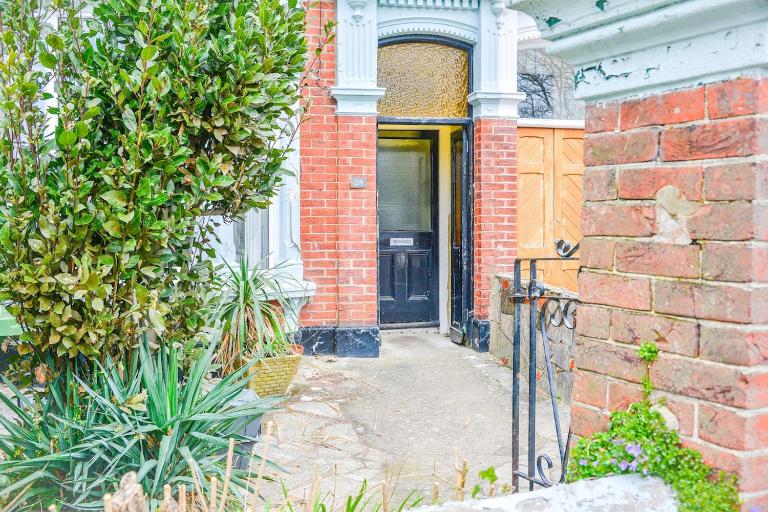 2 Bed Seaside Flat in Southsea - entire apartment - Ferienwohnung Portsmouth