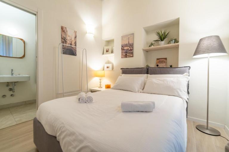 Central Garibaldi Apartment , Intrho - Bed and Breakfast Milaan