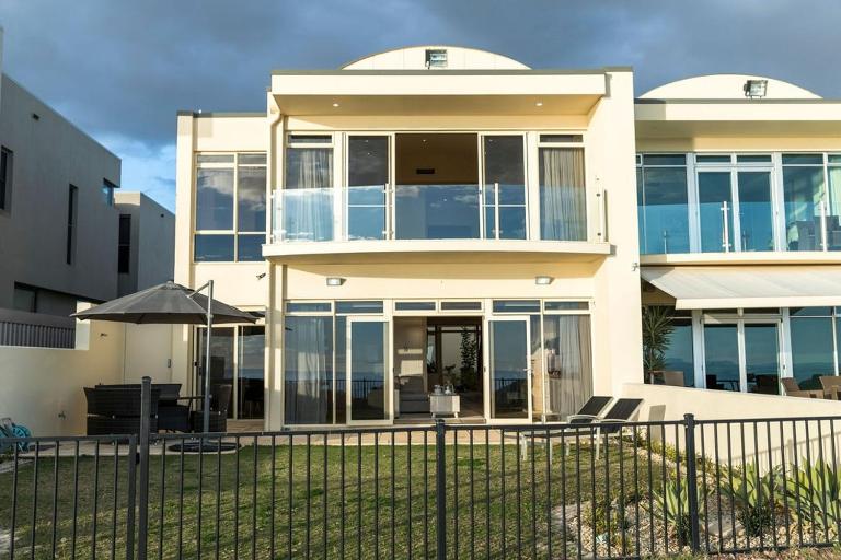 Beach Bliss - Ocean Views - Private Beach Access - B&B Grange