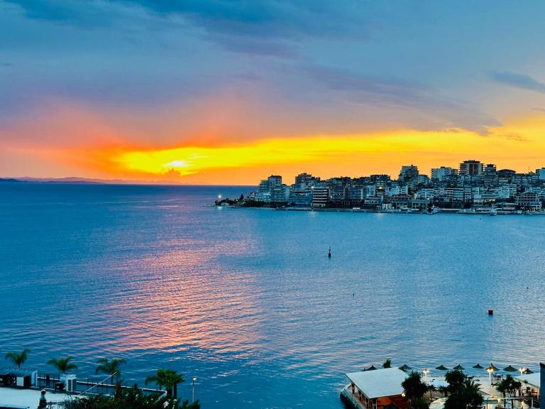 First-One Apartment Riesen Terrasse mit Meerblick 6 Personen 2u1 Zimmer - Ferienwohnung Saranda