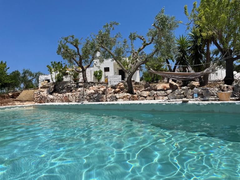 Casa Giuliveto - Charmantes Ferienhaus mit Privatpool in Olivenhain - B&B Ostuni
